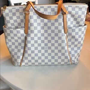 Checkered Designer Tote Bag - Cream and Tan